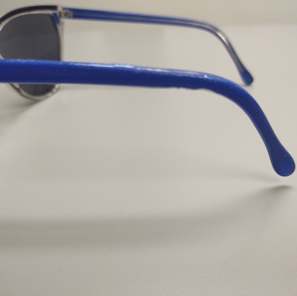 Vintage Foster Grant sunglasses - Picture 2 of 8